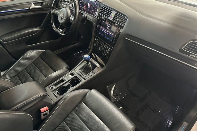 Used 2018 Volkswagen Golf R 4-Door image 19