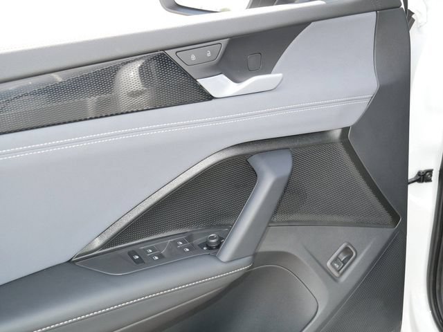 Certified 2026 Volkswagen Tiguan SE R-Line AWD/4WD image 16