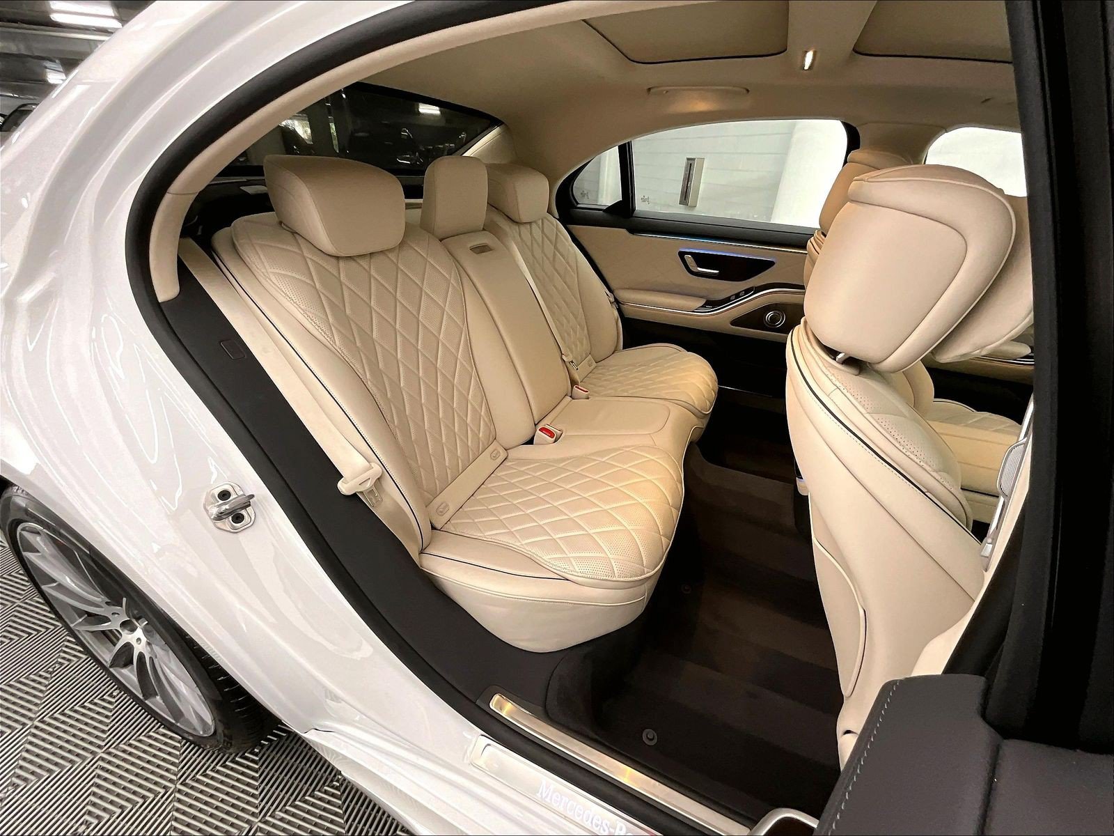 Used 2026 Mercedes-Benz S 580 4MATIC Sedan image 17