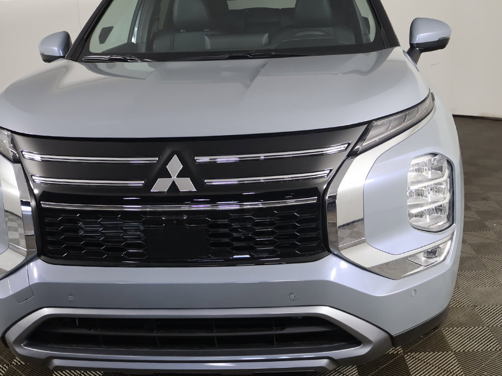 New 2026 Mitsubishi Outlander SE FWD image 16