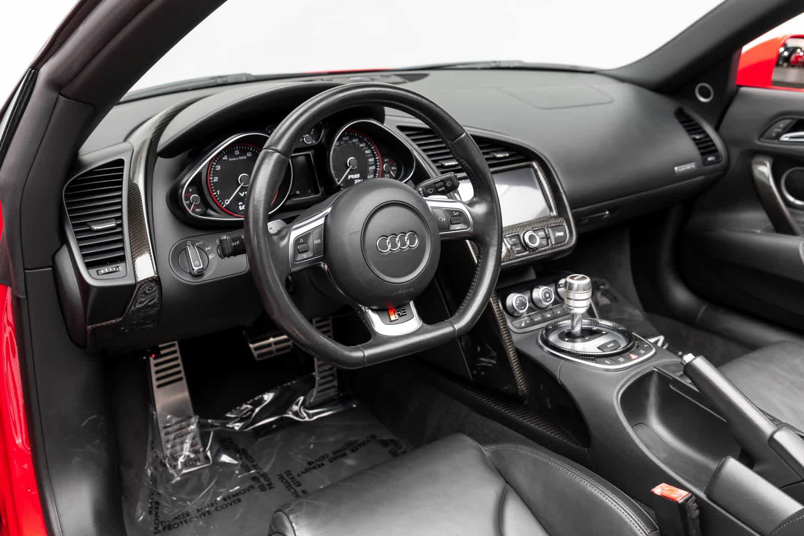 Used 2011 Audi R8 V10 AWD/4WD image 2