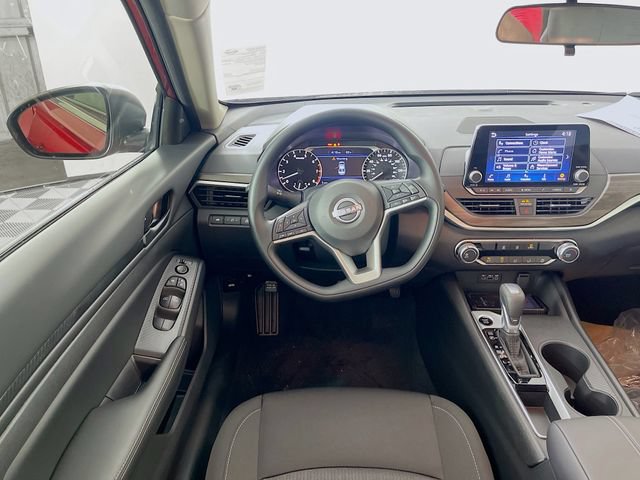 New 2026 Nissan Altima 2.5 SV FWD image 16