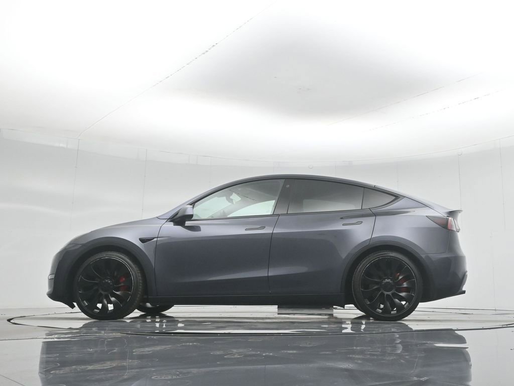 Used 2022 Tesla Model Y Performance AWD/4WD image 48