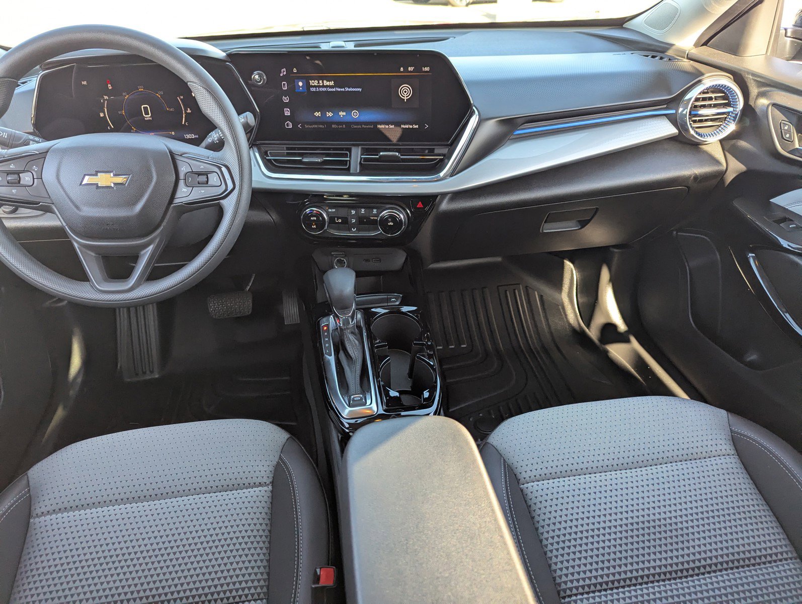 Certified 2025 Chevrolet Trax LT image 18