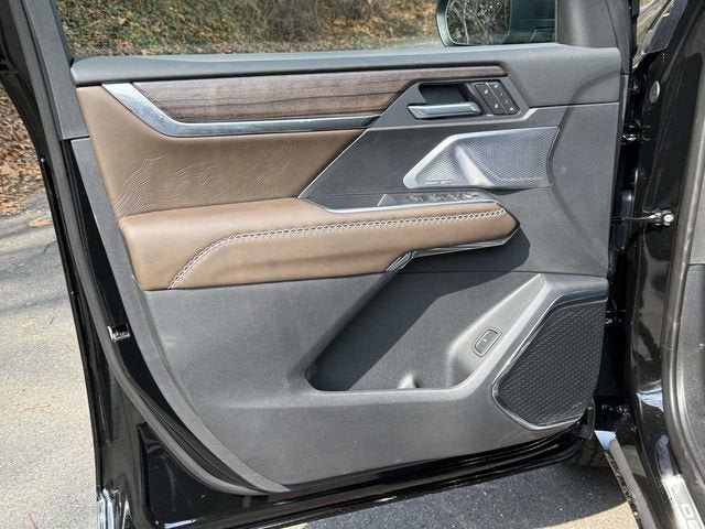 New 2026 GMC Acadia Denali Ultimate AWD/4WD image 8