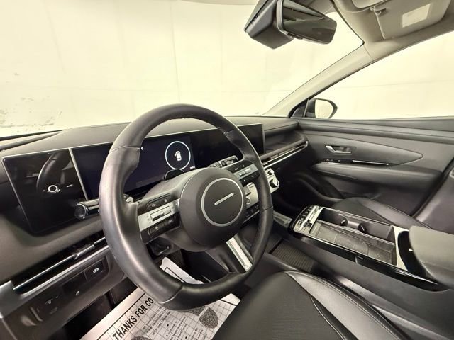 Used 2025 Hyundai Tucson Limited image 6