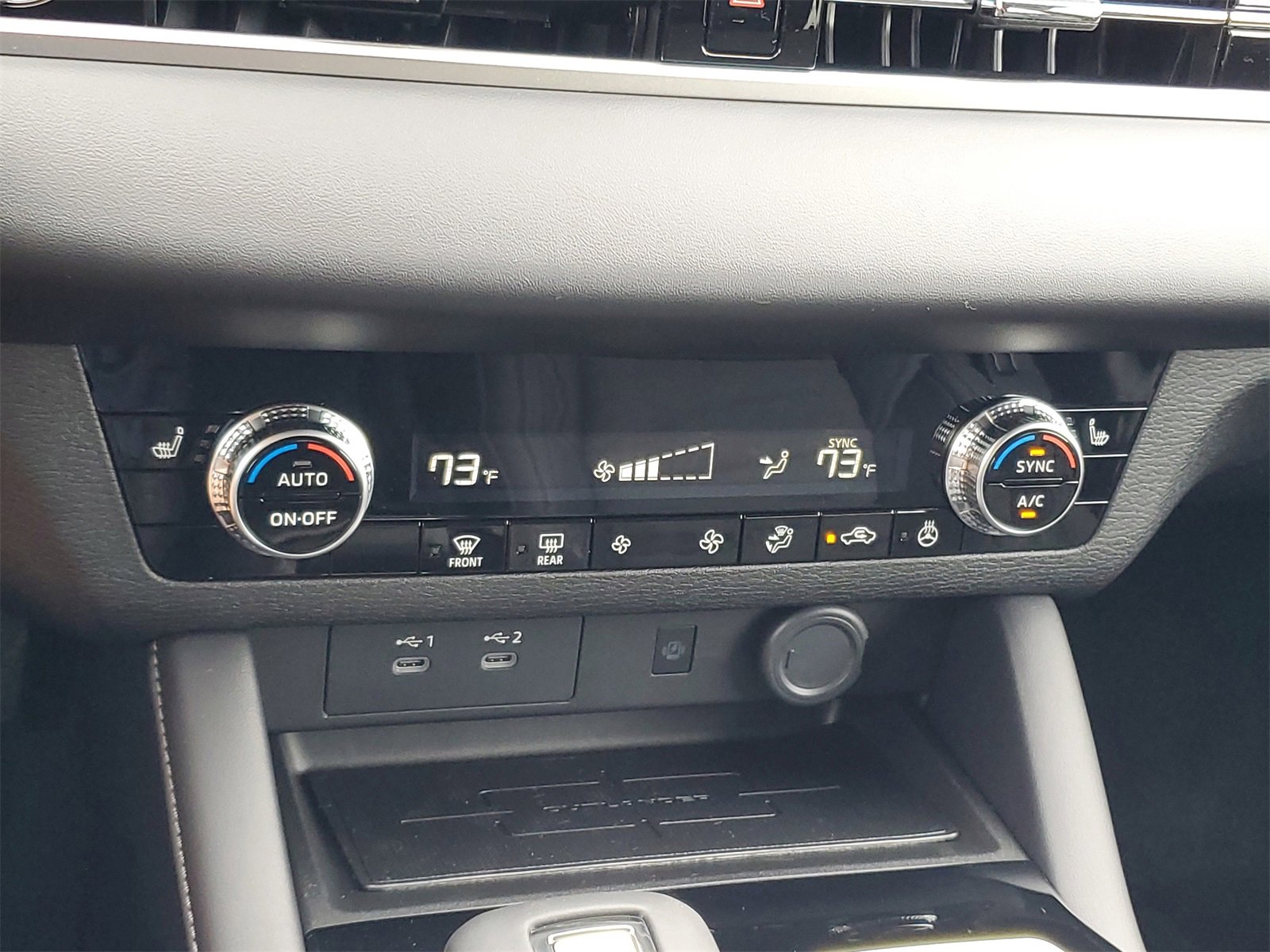 New 2026 Mitsubishi Outlander SE image 17