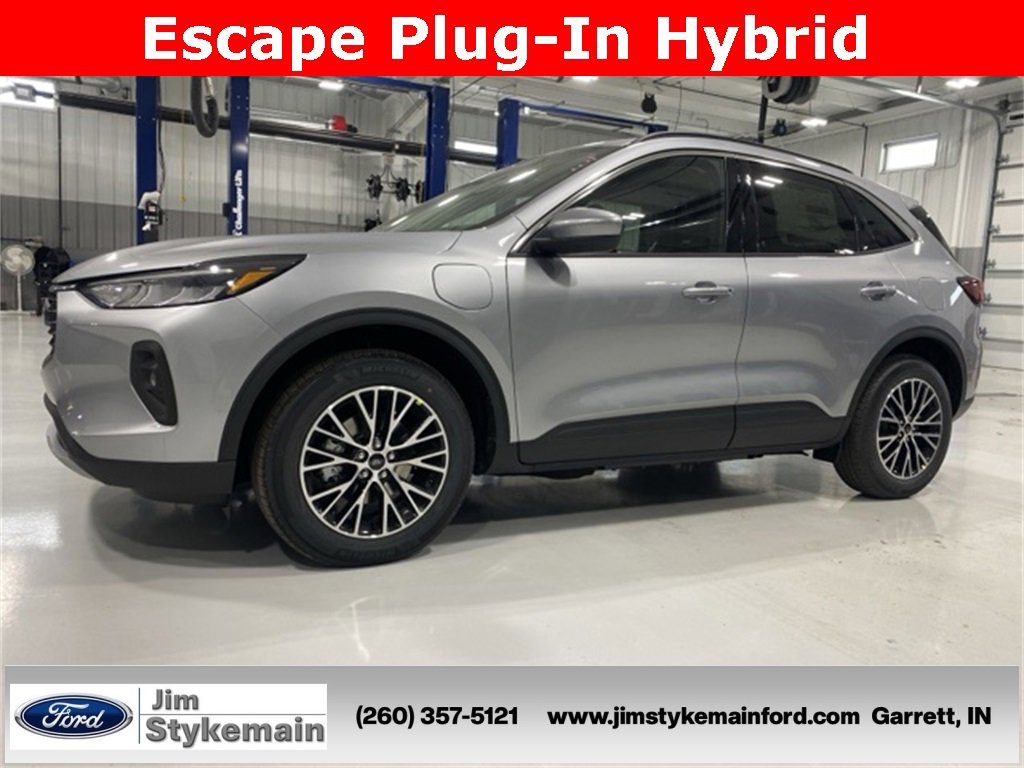 New 2024 Ford Escape SE