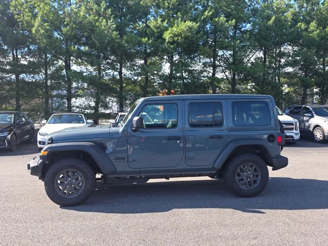 Used 2026 Jeep Wrangler Unlimited Sport AWD/4WD image 3