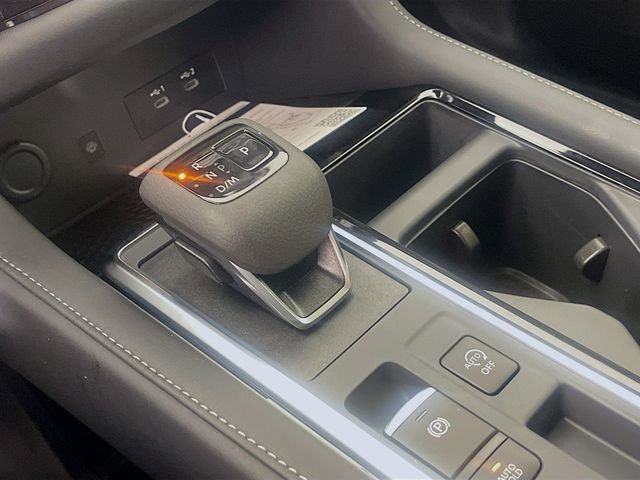 New 2026 Nissan Pathfinder SL image 12