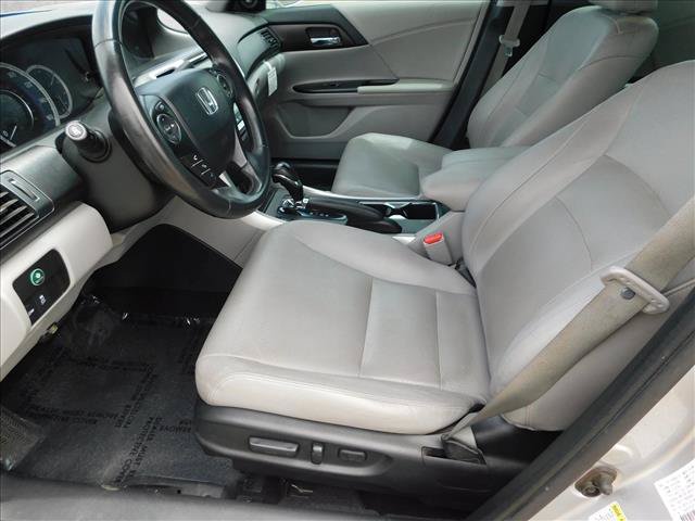 Used 2015 Honda Accord EX-L image 22
