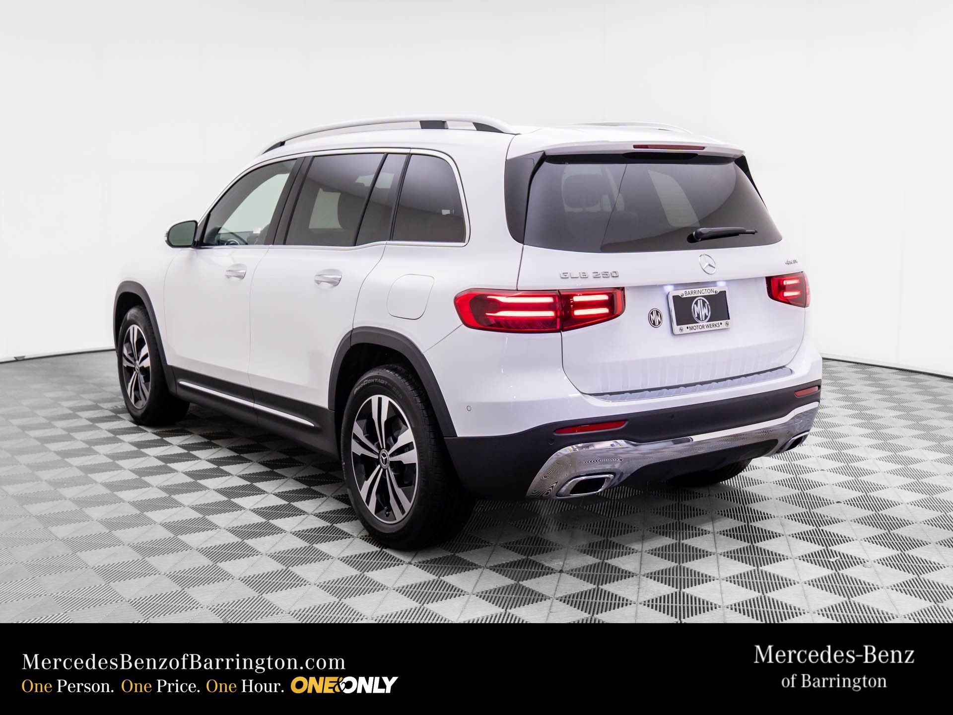 New 2026 Mercedes-Benz GLB 250 4MATIC video 3