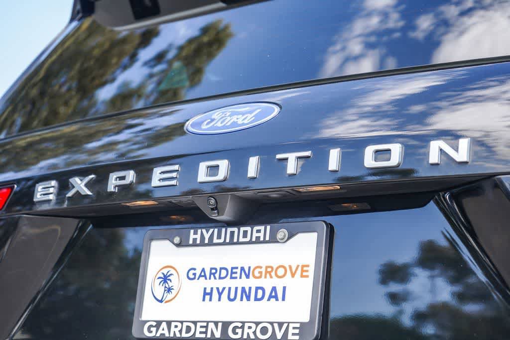 Used 2025 Ford Expedition Max Platinum AWD/4WD image 8