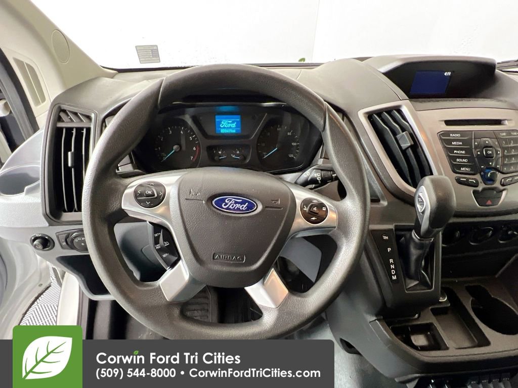 Used 2018 Ford Transit 150 XLT image 7