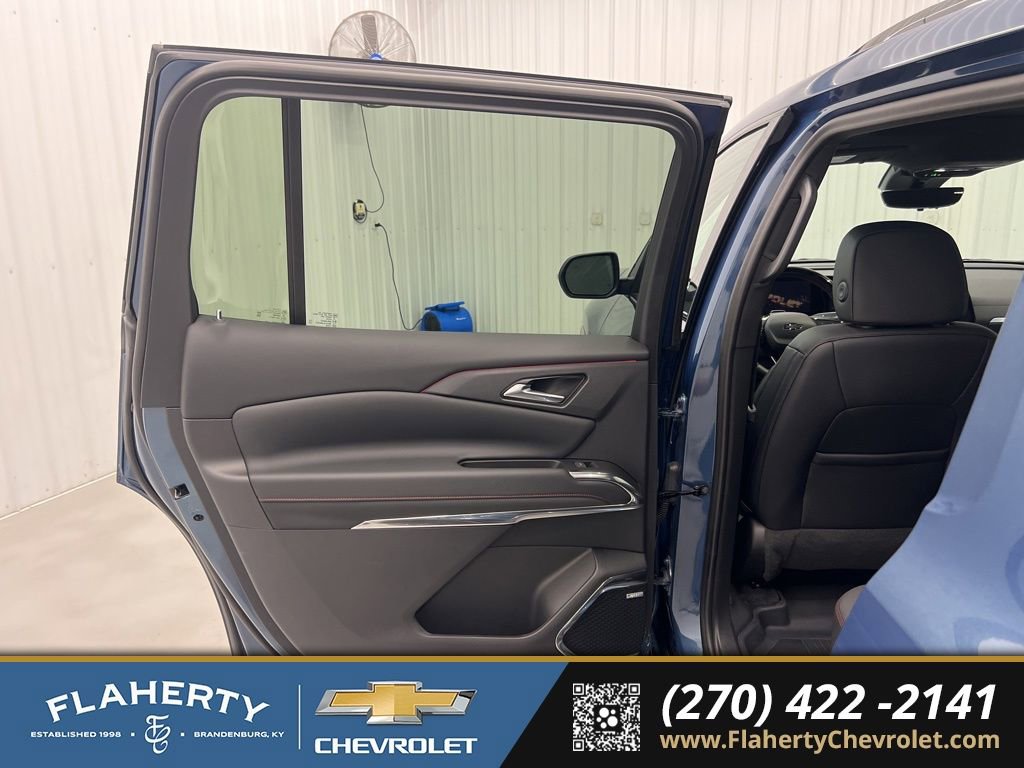 Used 2024 Chevrolet Traverse RS w/ LPO, Floor Liner Package image 10