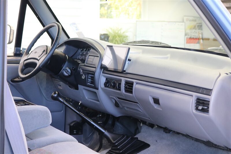 Used 1997 Ford F250 4x4 Regular Cab Heavy Duty image 18