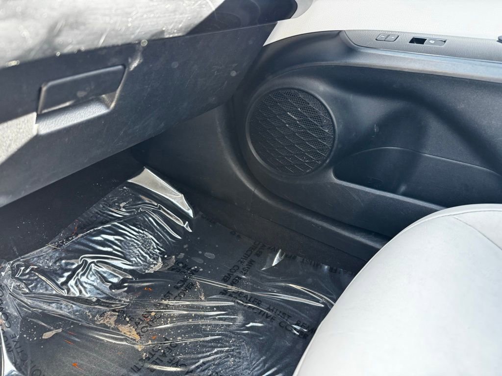 Used 2016 Toyota Prius Four image 23