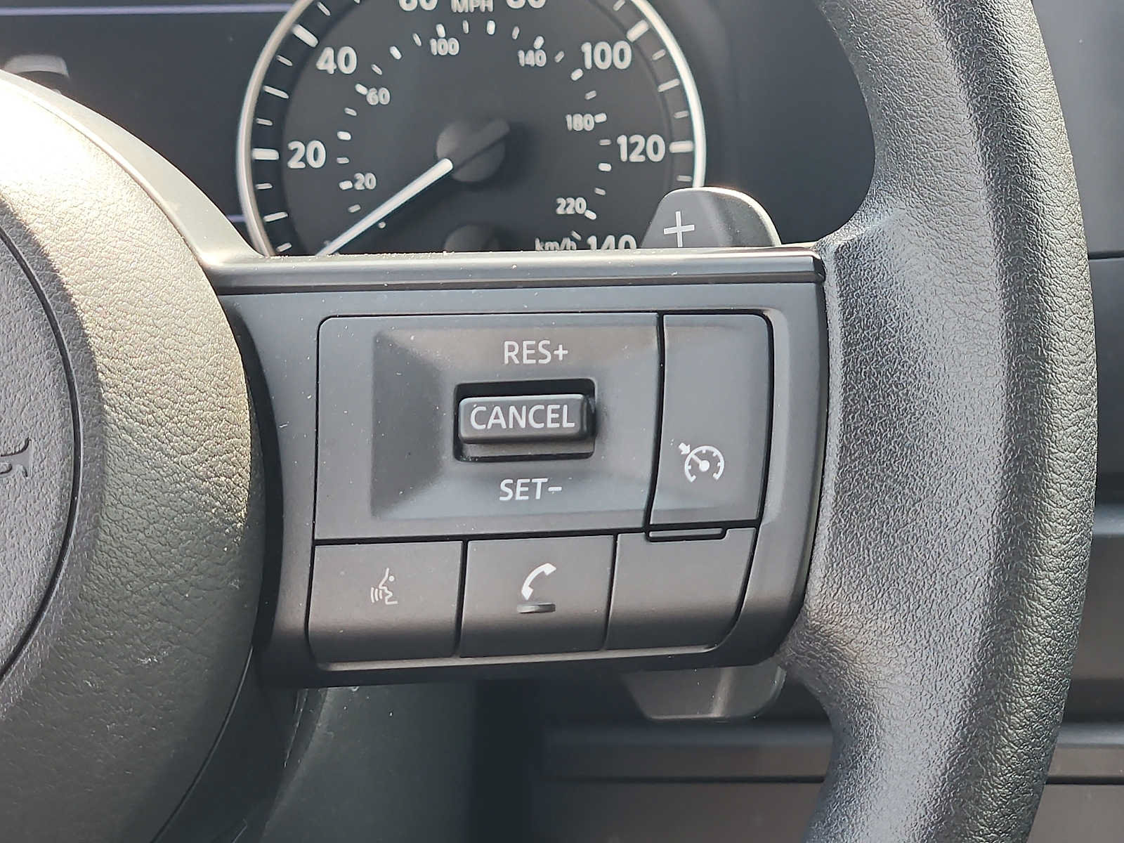 Used 2024 Nissan Pathfinder S AWD/4WD image 21