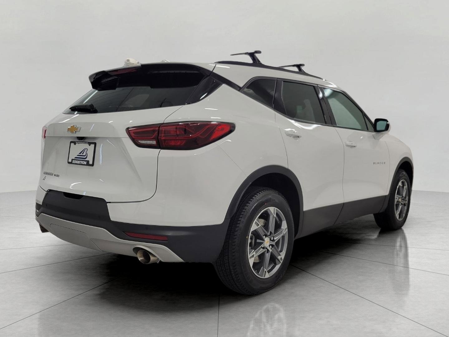 Used 2024 Chevrolet Blazer LT w/ Convenience Package AWD/4WD image 19