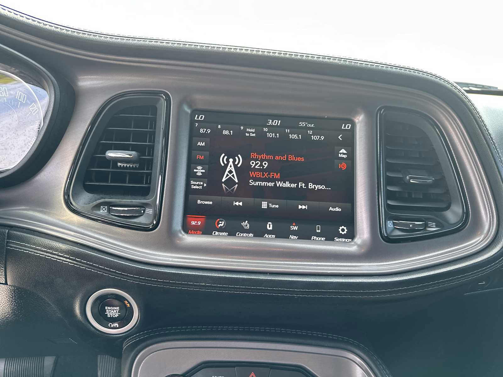 Used 2023 Dodge Challenger R/T w/ Plus Package image 19