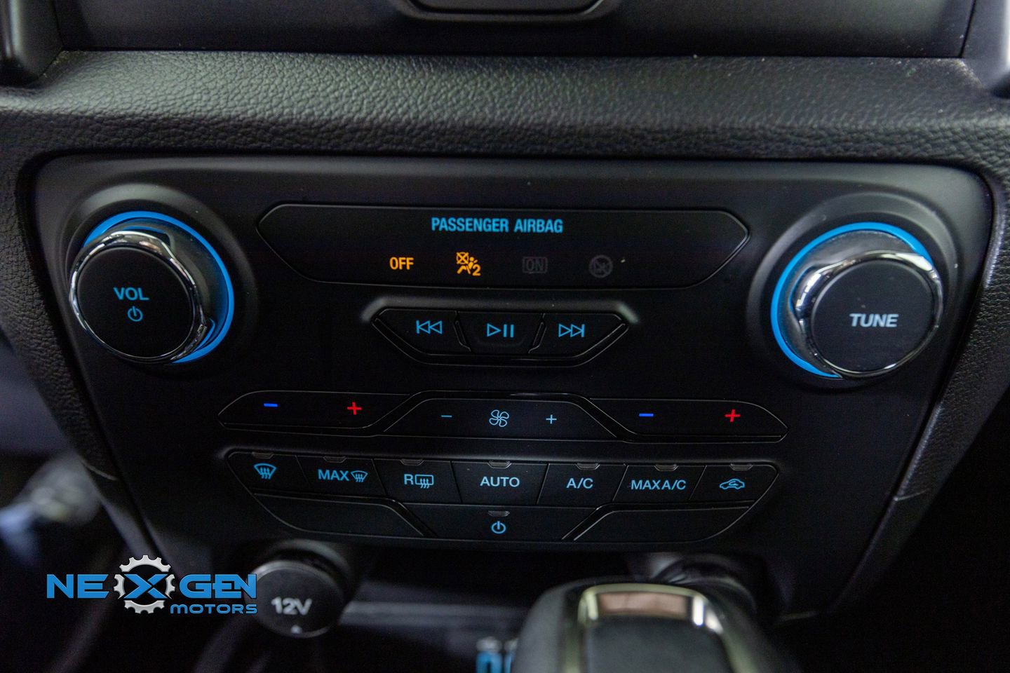 Used 2023 Ford Ranger XLT w/ Equipment Group 301A Mid AWD/4WD image 20