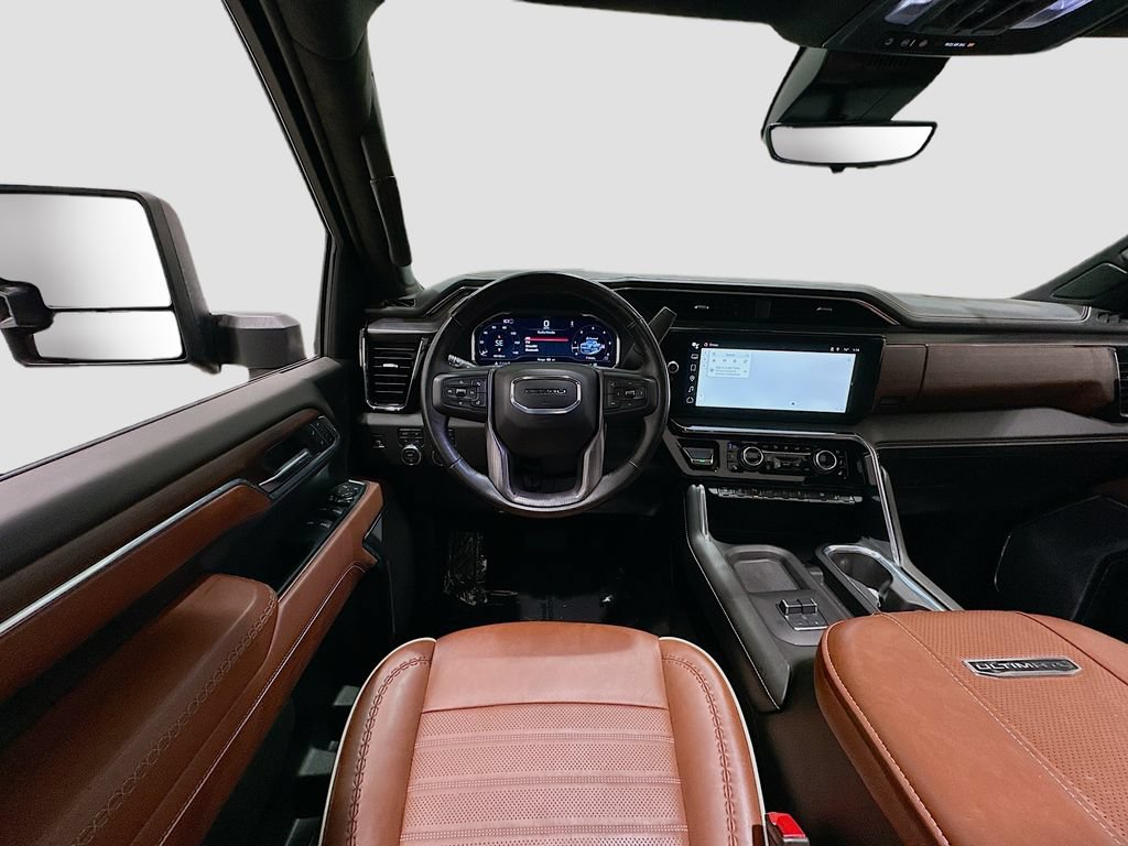 Used 2025 GMC Sierra 3500 Denali Ultimate AWD/4WD image 35