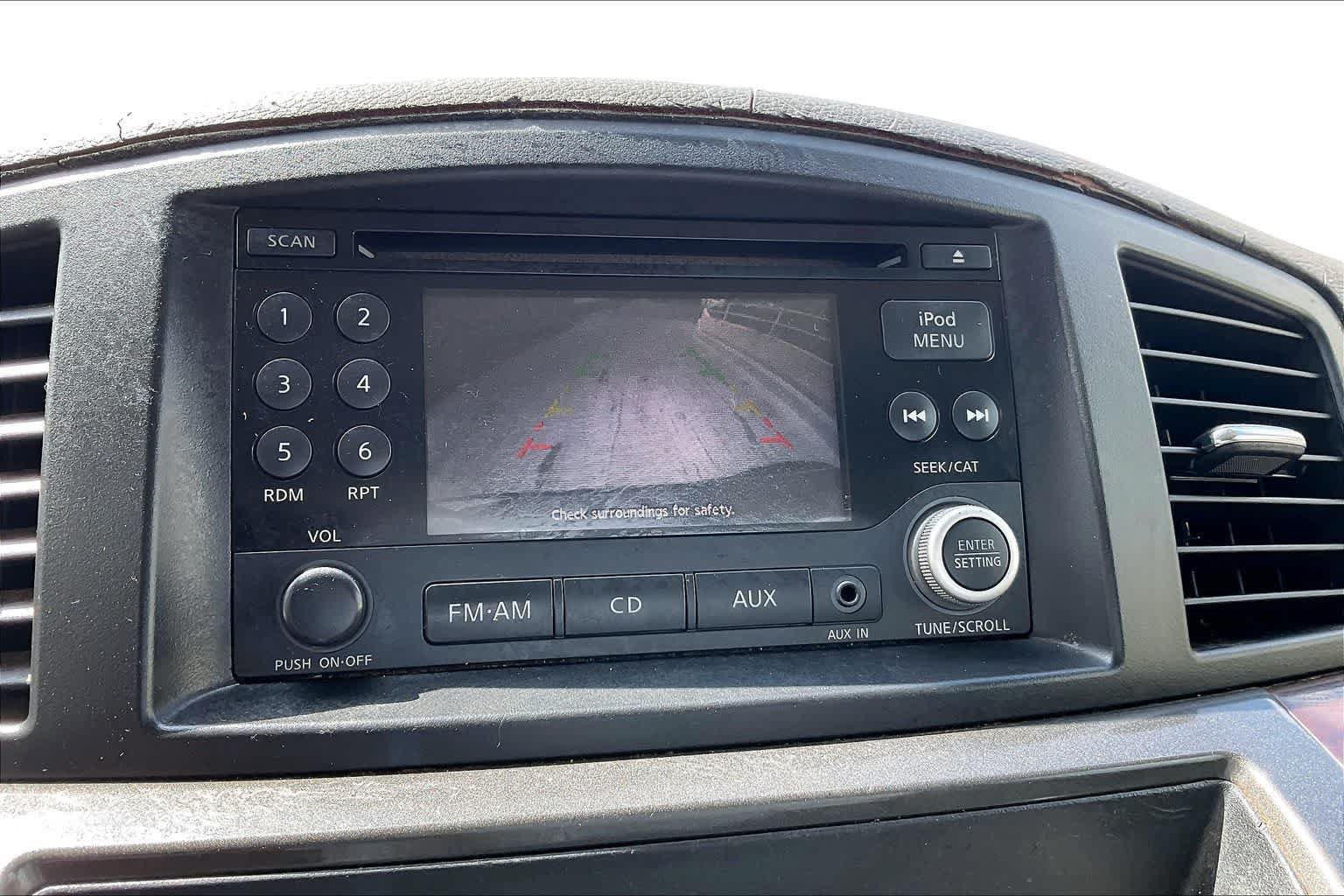 Used 2011 Nissan Quest SV FWD image 26