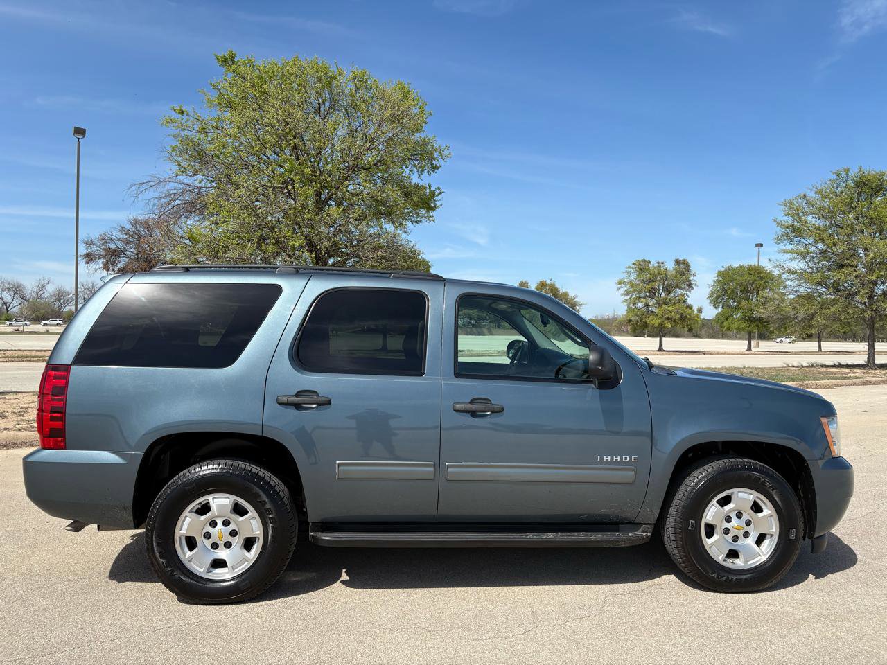Used 2010 Chevrolet Tahoe LS RWD image 64