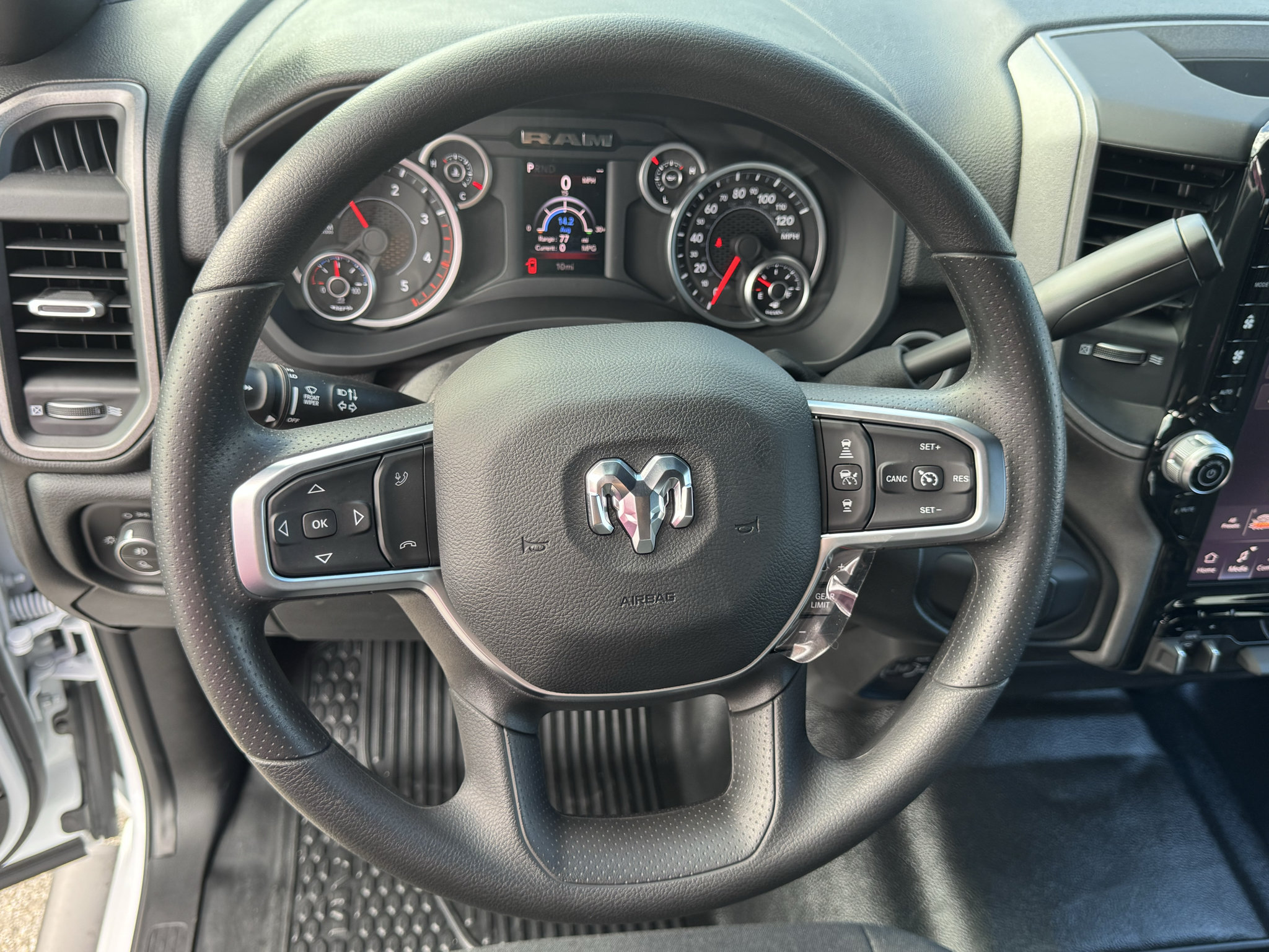 New 2027 RAM 3500 Tradesman AWD/4WD image 34