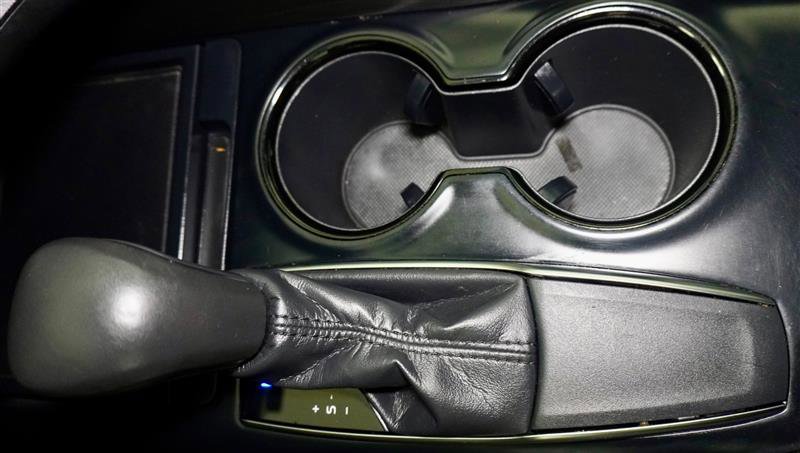 Used 2018 Toyota Camry SE image 20