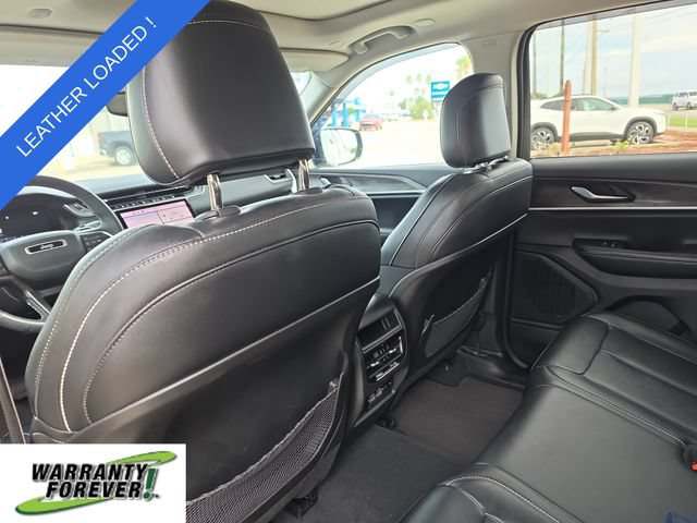 Used 2024 Jeep Grand Cherokee Limited RWD image 11