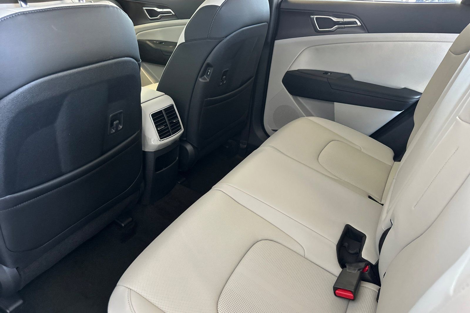 New 2026 Kia Sportage EX AWD/4WD image 12