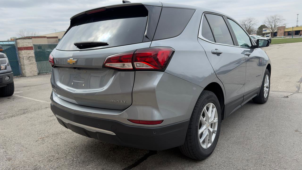 Used 2023 Chevrolet Equinox LT w/ Driver Convenience Package image 8