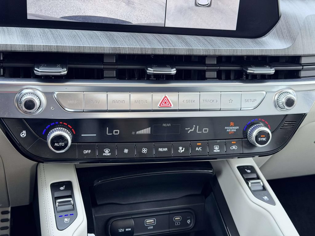 Used 2024 Kia Telluride SX AWD/4WD image 5