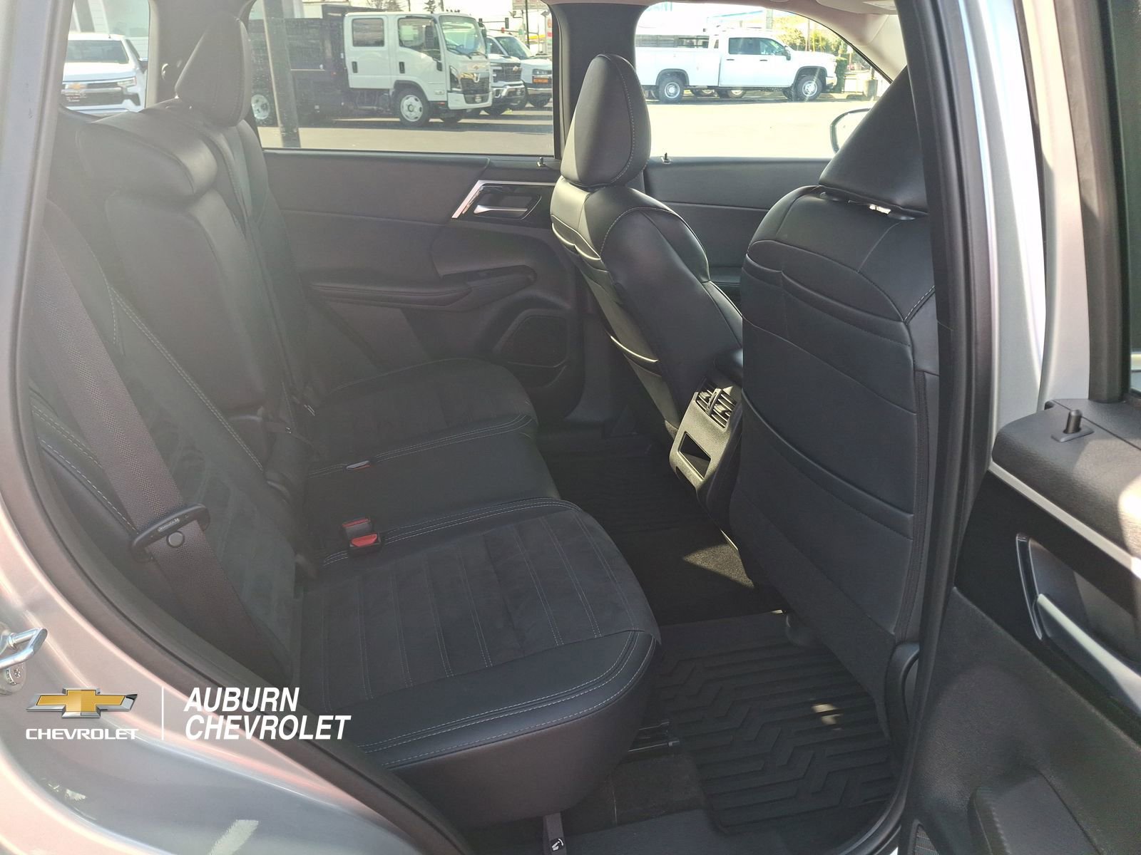 Used 2024 Mitsubishi Outlander SE AWD/4WD image 22