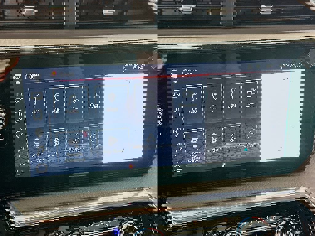 New 2026 GMC Sierra 2500 Denali w/ Denali Reserve Package image 15