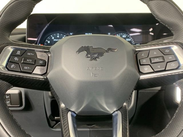 Used 2025 Ford Mustang Premium image 27