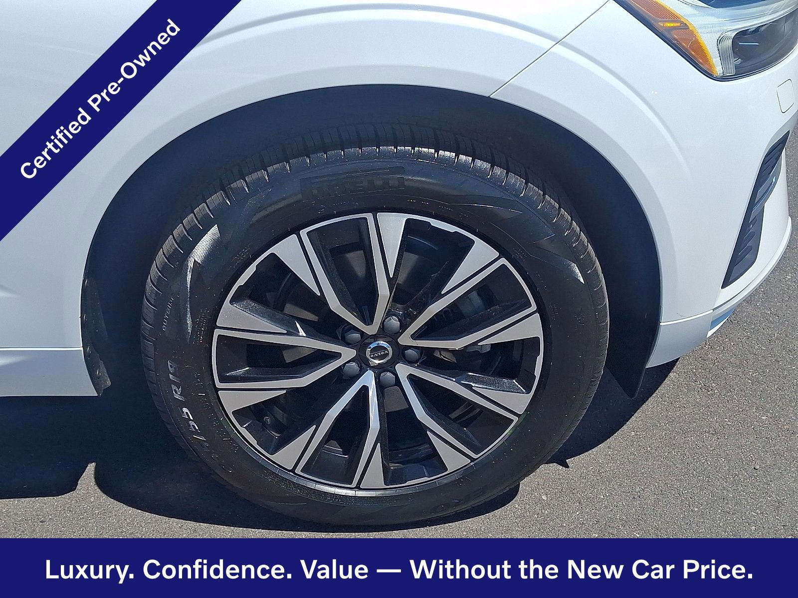 Certified 2023 Volvo XC60 B5 Core w/ Climate Package AWD/4WD image 9