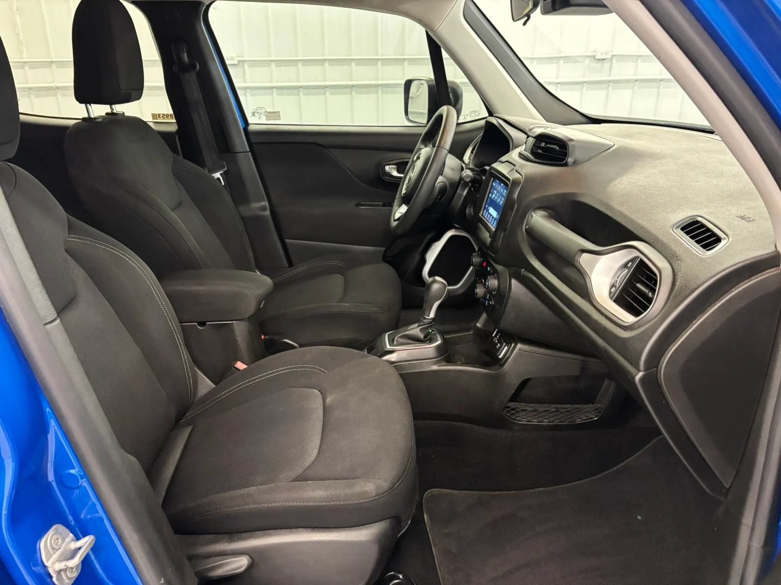 Used 2020 Jeep Renegade Sport FWD image 31