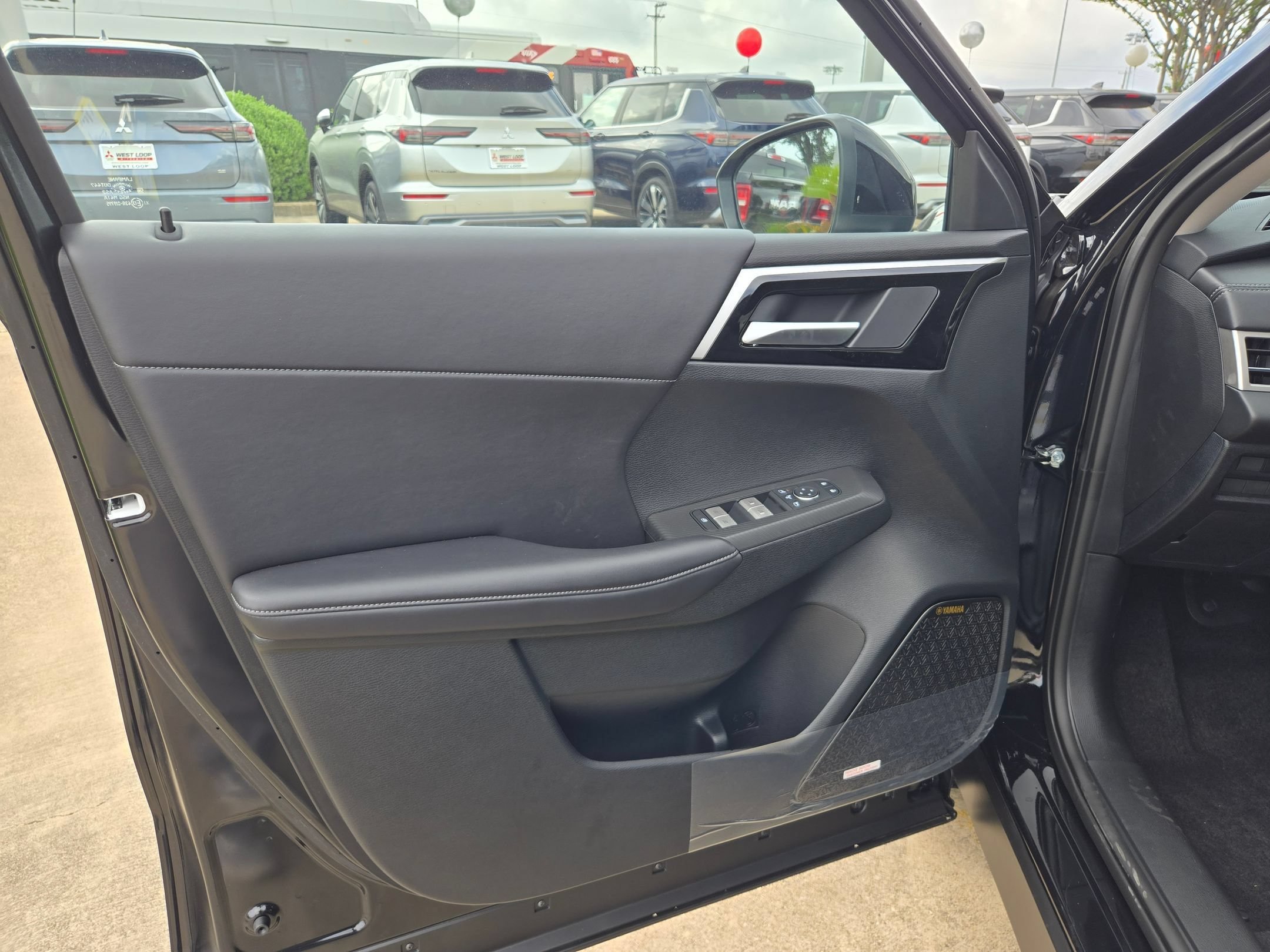 New 2026 Mitsubishi Outlander ES AWD/4WD image 12