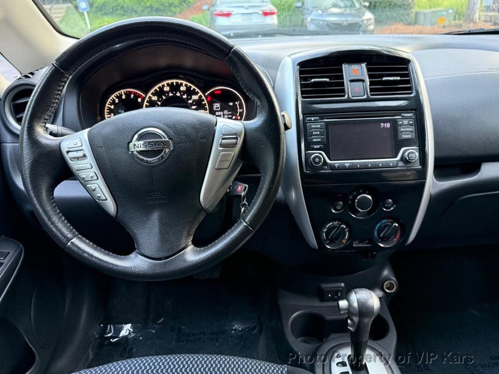 Used 2017 Nissan Versa Note SV FWD image 13