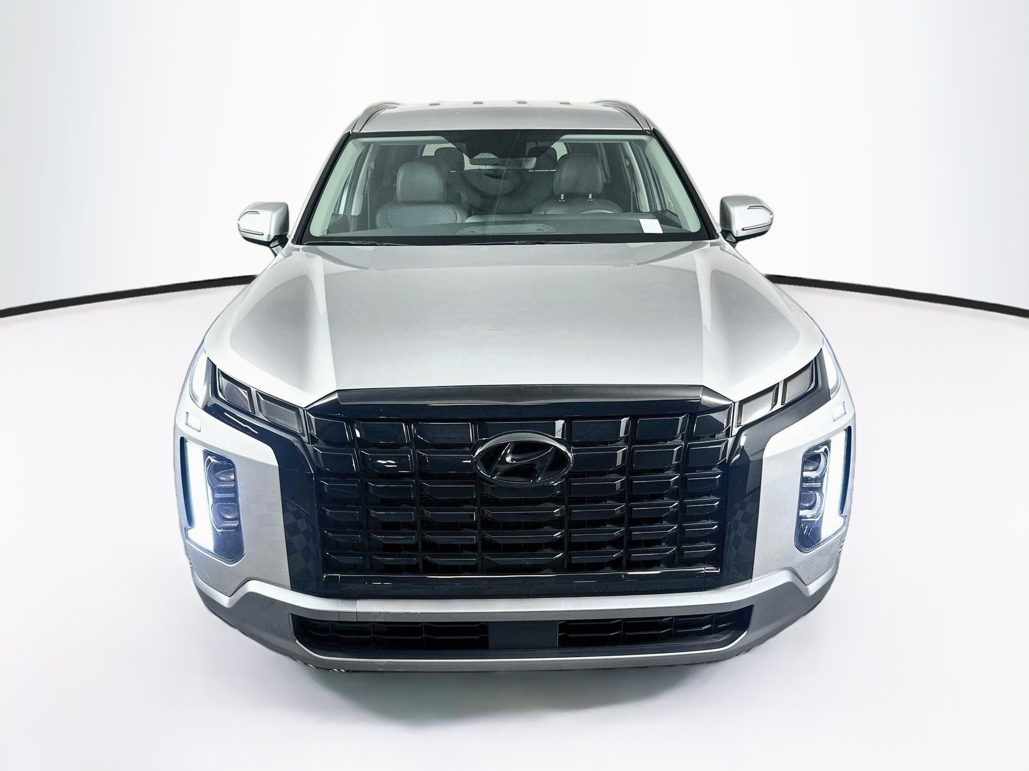 Used 2025 Hyundai Palisade SEL FWD image 2
