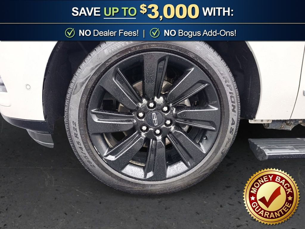 Used 2023 Lincoln Navigator Reserve image 13