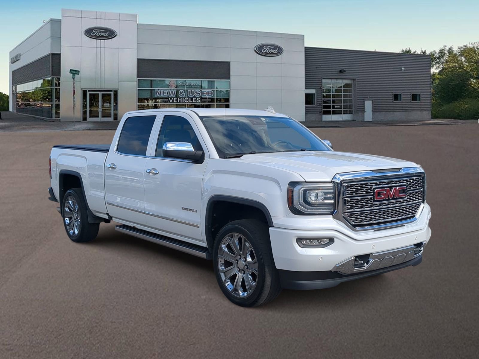 Used 2016 GMC Sierra 1500 Denali w/ Denali Ultimate Package image 2