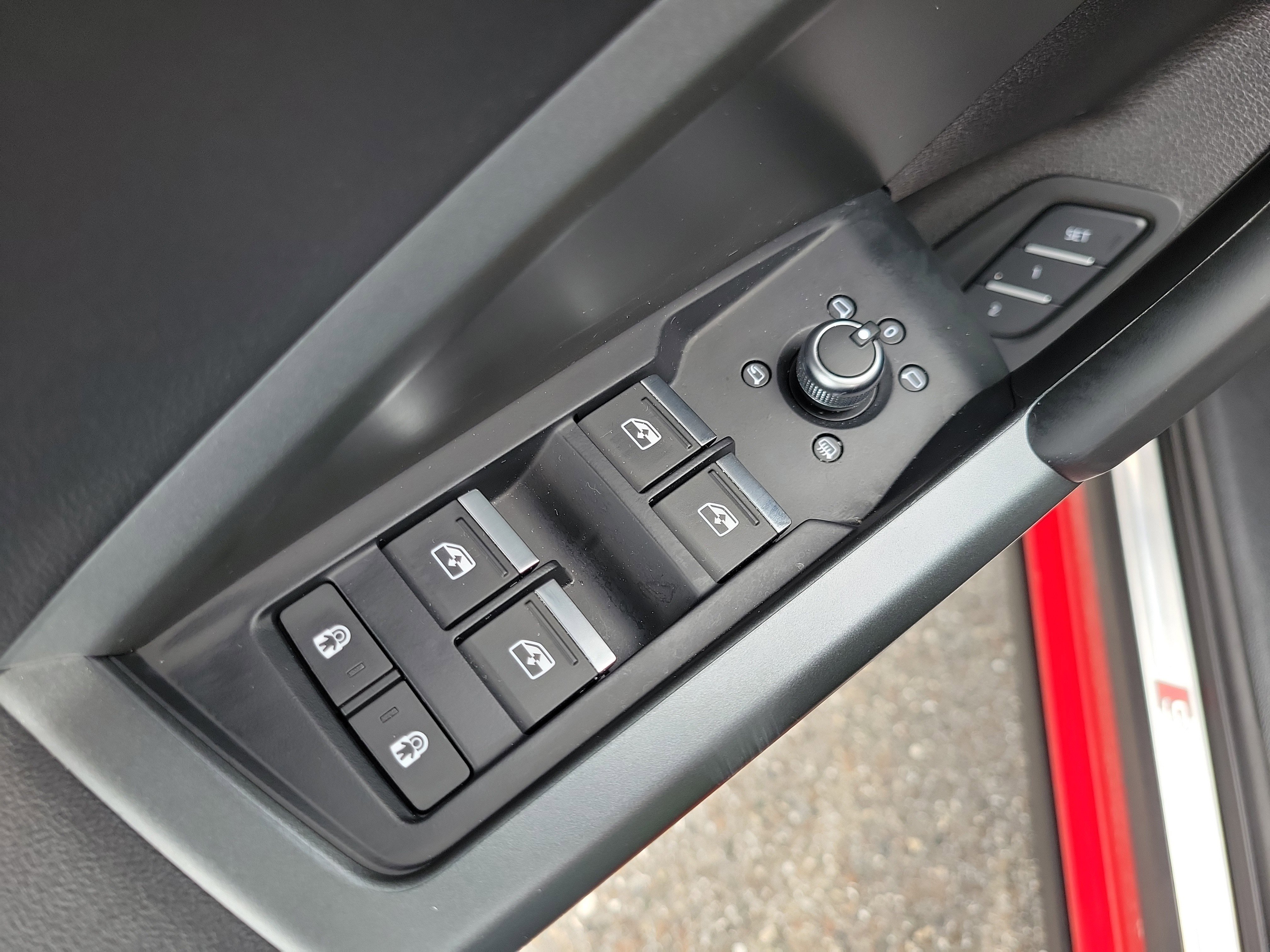 Certified 2024 Audi Q3 2.0T Premium Plus w/ Premium Plus Package image 17