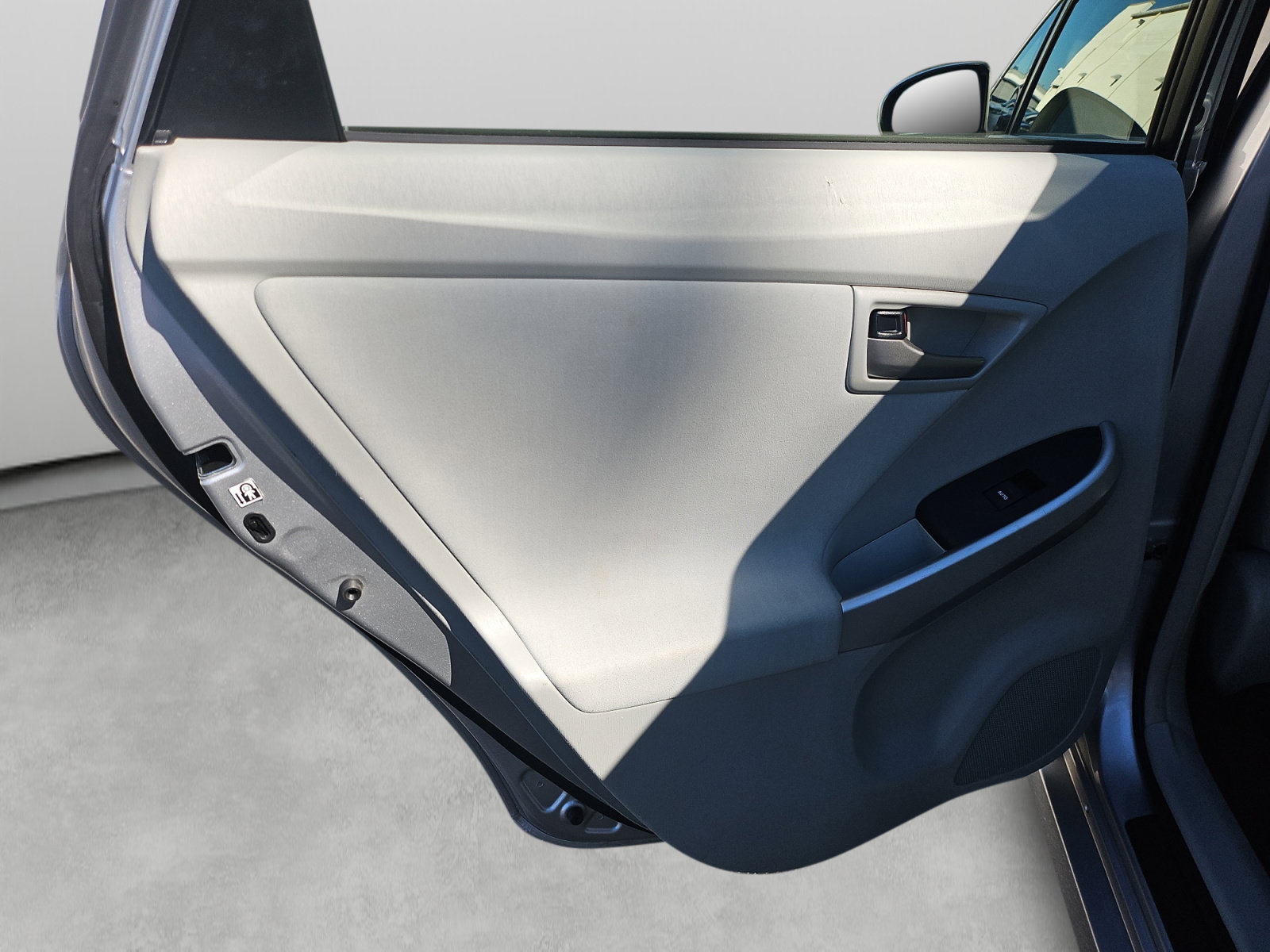Used 2012 Toyota Prius Two FWD image 32