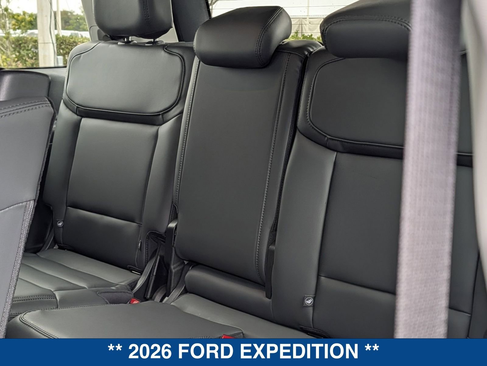 New 2026 Ford Expedition Active RWD image 18