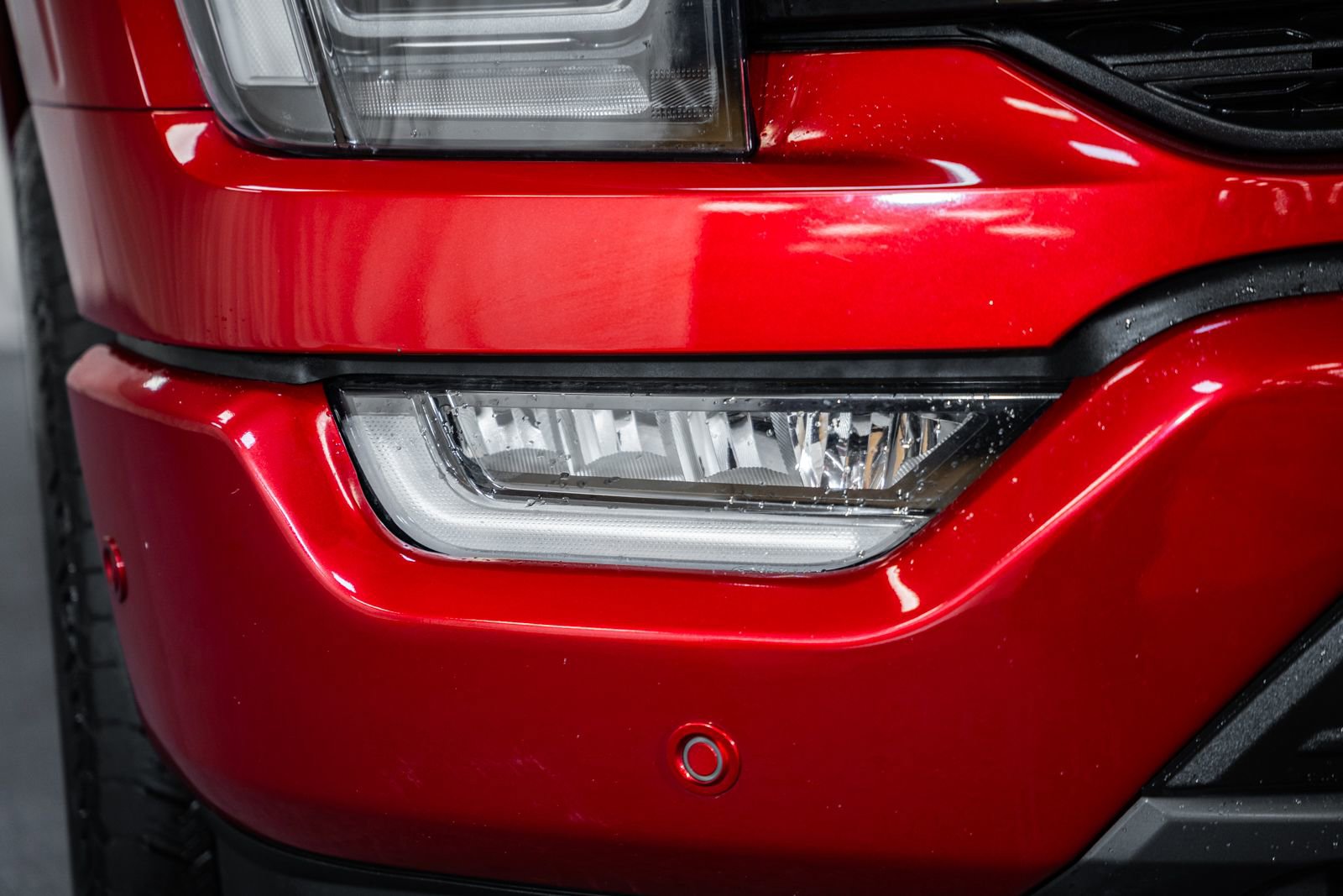 Certified 2022 Ford F150 Lariat w/ Equipment Group 502A High image 11