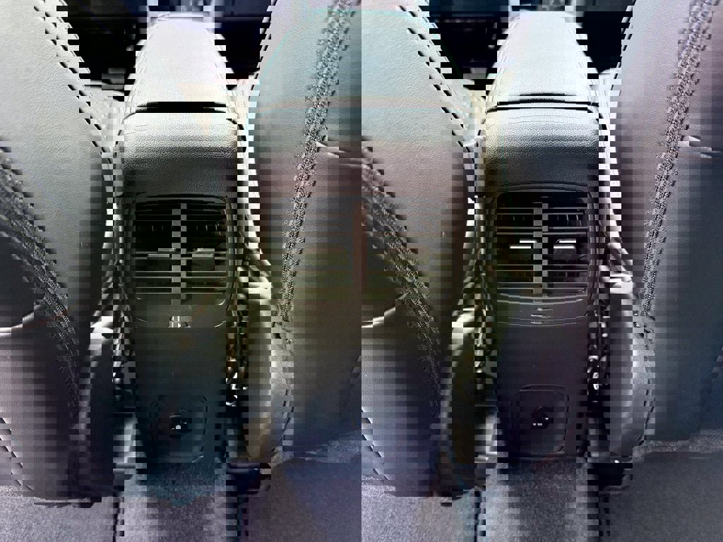 New 2025 Ford Escape SE image 31