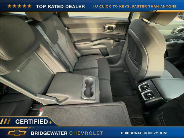 Used 2026 Kia Sorento LX FWD image 14